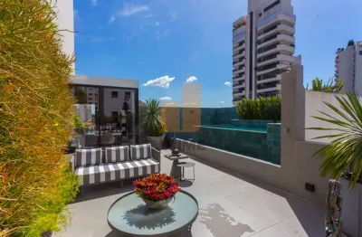 Cobertura duplex, reformada com 04 suítes, 08 vagas vista livre em higienópolis.