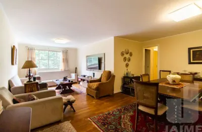 Apartamento 3 dormitórios sendo 1 suíte 2 banheiros sala 2 ambientes 1 vaga.