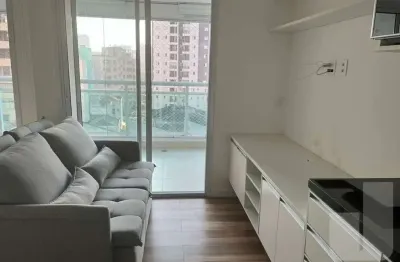 Studio moderno com mobília, varanda e 1 vaga, próximo ao Metrô em prédio com lazer - Barra Funda