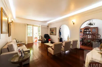 Apartamento 3 dormitórios sendo 1 suíte 2 banheiros sala 2 ambientes 2 vagas.