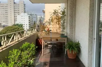 Apartamento com quatro dormitórios e duas vagas em higienópolis!