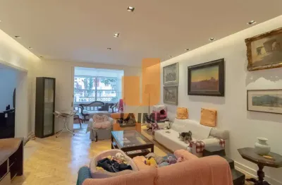 Apartamento totalmente reformado, próximo ao shopping higienópolis.