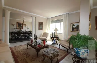 Apartamento com 4 dormitórios 01 suíte 2 vagas nem prédio nobre  em higienópolis