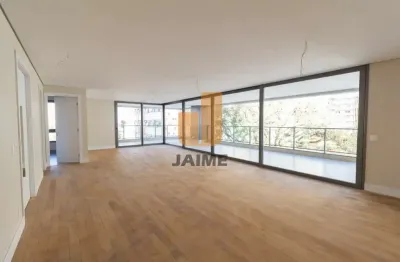 Alto padrão nunca habitado, 4 suítes e 5 vagas, próximo ao shopping higienópolis e faculdades.