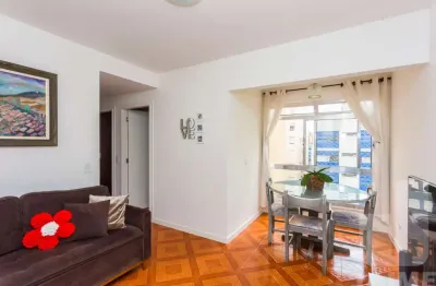 Apartamento a poucos minutos a pé até ao Shopping Higienópolis, 3 dormitórios e 1 vaga.