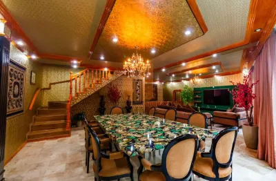 Oportunidade no mercado! Casa no Sumaré com vista incrível!04 suítes e 03 vagas