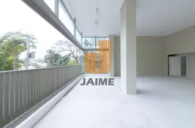 Apartamento em prédio maravilhoso, altíssimo padrão, área nobre de higienópolis.