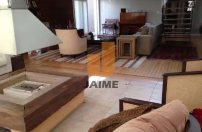 Apartamento bem conservado, excelente localização e próximo a puc.