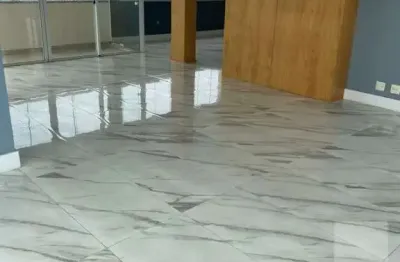 Cobertura duplex, com 4 dormitórios sendo 4 suítes e 6 vagas, vista para o parque da água branca.