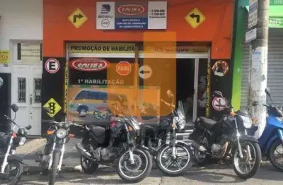 Ponto Comercial  para venda com renda, na melhor localização da Lapa, com  3 banheiros e 150 m²