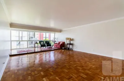 Apartamento com planta incrivel para reformar. otimo valor!