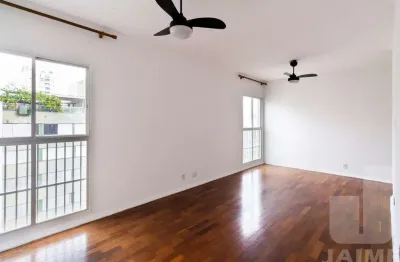 Apartamento com 2 dormitórios e 1 vaga. com acesso  a 12 minutos a pé até ao Shopping Higienópolis