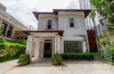 Casa comercial com 10 salas para alugar na Rua Alagoas, 720, Higienópolis, São Paulo