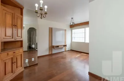 Apartamento 03 dormitórios sendo 01 suíte, 01 vaga,  próximo ao shopping higienópolis  e faculdades.