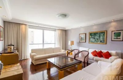 Andar alto, face norte, varanda, lazer na melhor rua de perdizes nobre