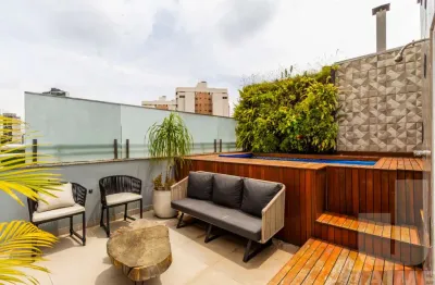 Apartamento 2 dormitorios sendo 1 suite 3 abnheiros 2 vagas.