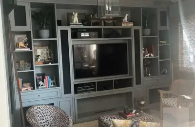 Apartamento 2 dormitorios sendo 1 suite 2 banheiros sala 2 ambientes 1 vaga.