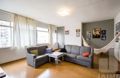 Apartamento andar alto, 3 dormitórios sendo 1 suíte e 1 vaga - higienópolis