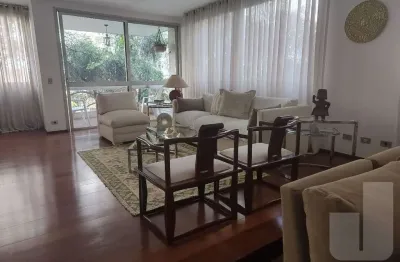 Apartamento com 212 m², 4 quartos sendo 2 suítes à venda no bairro higienópolis.