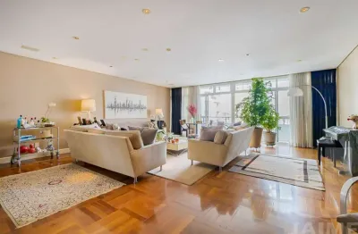 Imóvel de alto padrão, super amplo, vista excepcional,lazer completo,rua tranquila de Higienópolis!