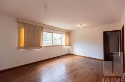 Apartamento 3 dormitorios sendo 1 suite 2 banheiros sala 2 ambientes 2 vagas.