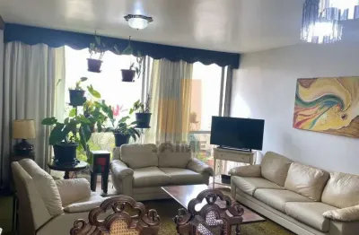 Apartamento com 3 dormitórios sendo 1 suíte e 3 vagas, em área nobre da santa cecília