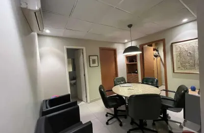 Conjunto Comercial dividido em 3 salas, 2 banheiros e 1 vaga - Higienópolis.