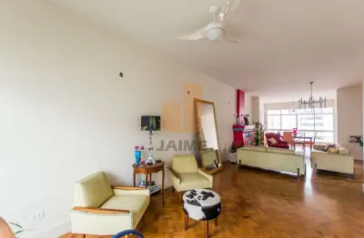 Apartamento reformado 3 dorms e 1 vaga próximo ao metrô Marechal