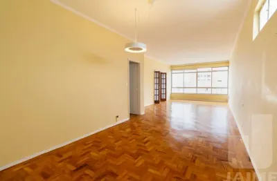 Apartamento 3 dormitorios sendo 2 suites 3 banheiros 2 vagas.