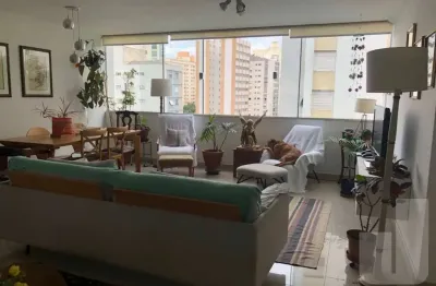 Apartamento a poucos minutos do shopping higienópolis com 2 dormitórios sendo 1 suíte e 1 vaga.