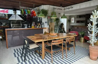 Apartamento 2 dormitorios 1 suite 2 banheiros sala 2 ambientes 2 vagas.