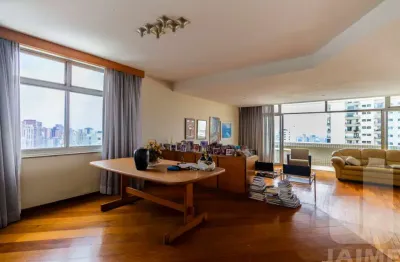 Apartamento 3 dormitorios sendo 1 suite 4 banheiros sala 2 ambientes 1 vaga.