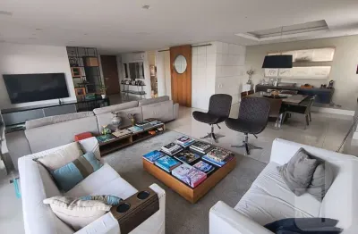 Apartamento com 300 m², 1 quarto sendo 3 suítes à venda no bairro higienópolis. ! este amplo apartam