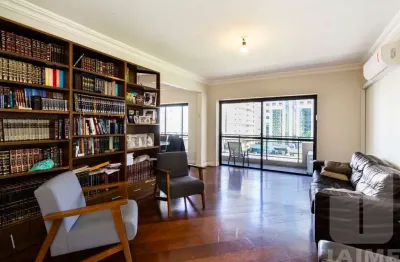 Apartamento com 180m², 4 dormitórios sendo 2 suítes e 3 vagas em área nobre - higienópolis