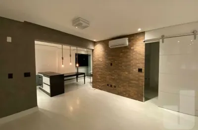 Apartamento em prédio com lazer, 50 m2 bem distribuídos, 1 dormitório e 1 vaga - Barra Funda