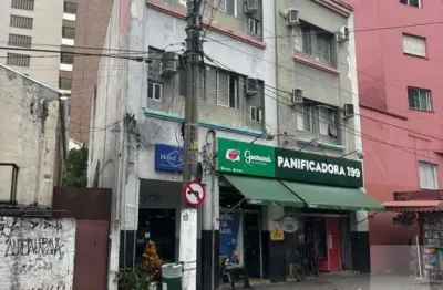 Prédio Comercial com padaria no térreo e Hotel em cima em Higienópolis.