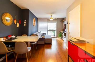 Charme e praticidade em Cerqueira César, com 98 m² com 2 dormitórios e atmosfera acolhedora