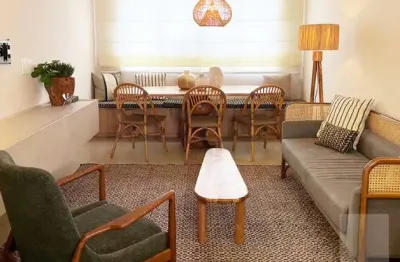 3 Quartos com Suíte, totalmente Reformado  e 1 vaga em Santa Cecilia