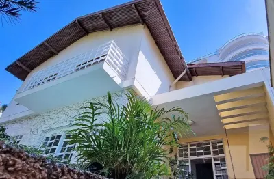 Casa com 5 quartos à venda na Rua Atibaia, 360, Pacaembu, São Paulo