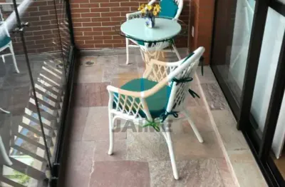 Apartamento bem localizado com 3 dormitórios sendo 1 suíte e 3 vagas - Vila Madalena