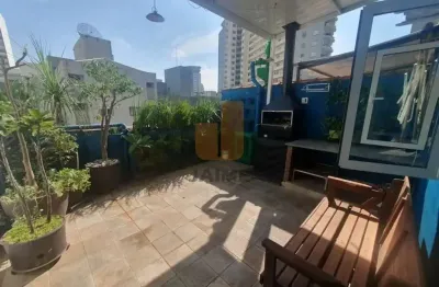 Cobertura reformada, móveis planejados e varanda gourmet - Bela Vista