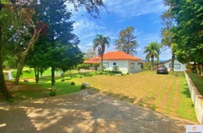Excelente chácara no condomínio estância terra de santa maria no município de itú sp. a 63 km de são paulo com uma de área 5.000 mil