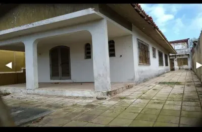 Casa com 2 quartos à venda na rua lisette douay brandi, 113, balneário tupy, itanhaém, 136 m2 por r$ 350.000