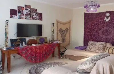 Casa residencial para venda com edícula e churrasqueira