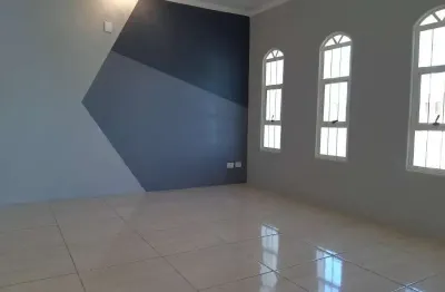 Sala comercial com 3 salas para alugar na rua rio de janeiro, 164, brasil, itu, 144 m2 por r$ 3.200