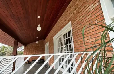 Casa de luxo no alto das palmeiras em itu-sp: 5 quartos, 4 suítes, 3 salas, 3 vagas de garagem - venha se encantar!