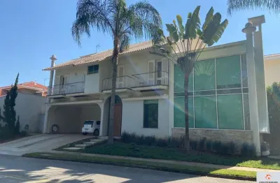 Casa de Alto Padrão em Condomínio no Parque Village Castelo, Itu-SP - 4 Quartos, 2 Suítes, 3 Salas, 5 Banheiros, 4 Vagas, 300m².