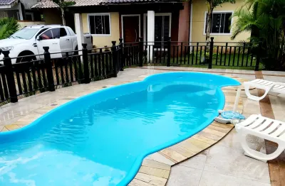 Casa com 2 quartos para alugar na Rua João Leopoldo Santana, 709, Brejatuba, Guaratuba