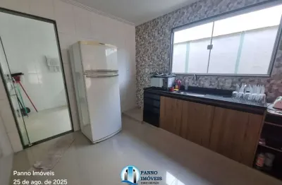 Casa em condomínio fechado com 2 quartos para alugar na Rua Vinte e Cinco de Agosto, 34 FT LT 0, Vila Santa Alice, Duque de Caxias