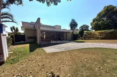Casa térrea mobiliada com 4 quartos, 380 m² - venda por r$ 1.700.000 ou aluguel por r$ 9.778/mês - condomínio vale do lago - sorocaba/sp